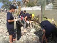 Escolares y buzos han recogido 700 kilos de basura de la costa y los fondos de Playa de Mogán