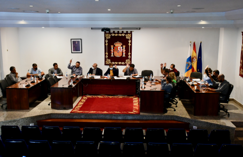 El Ayuntamiento de Mogán cifra en 328.000 euros la bonificación a terrazas y mercaderes en el primer trimestre