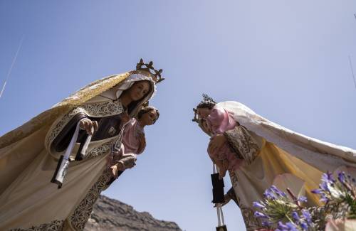 Fervor marinero en el ansiado reencuentro de la Virgen del Carmen de Arguineguín y de Playa de Mogán