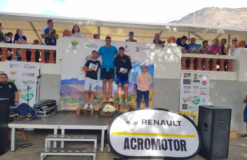 Francisco Estévez y Sara Miguélez, vencedores la III Veneguera Trail en la distancia de 21 kilómetros