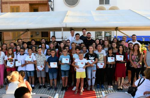 Mogán reconoce el mérito y los mejores expedientes académicos de su alumnado