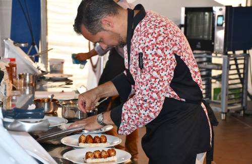 La II Feria del Atún de Mogán congrega a 5.000 personas en su día grande