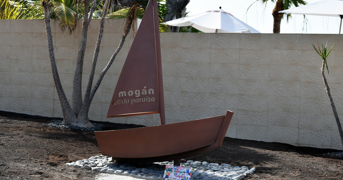 Mogán instala tres contenedores para la recogida de tapones de plástico