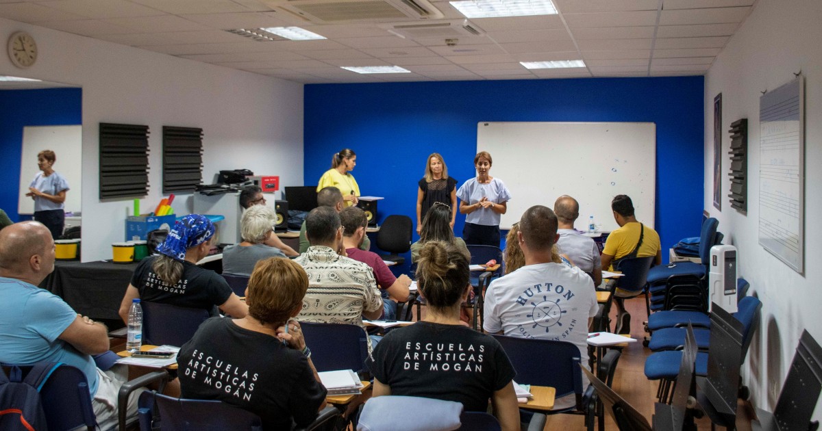Las Escuelas Artísticas de Mogán inician el lunes el nuevo curso