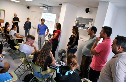 El centro de adultos y el aula de idiomas de Mogán estrenan instalaciones