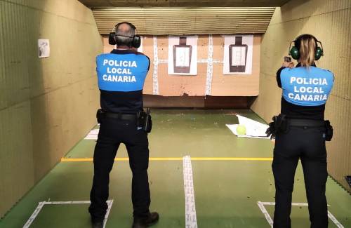 La Policía Local de Mogán  realiza prácticas de tiro