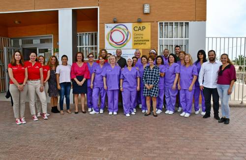 30 desempleados se forman en limpieza viaria y ayuda a domicilio con el apoyo del Ayuntamiento de Mogán