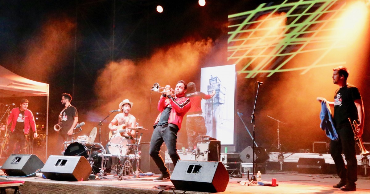 Muchachito Bombo Infierno cierra  el 29º Encuentro Veneguera  ante 6.000 personas