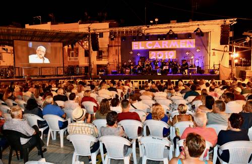 Arranque de lujo del Carmen en Arguineguín; homenaje a Antoñito Segura y concierto de Los Gofiones