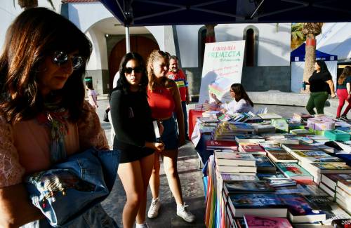 Mogán celebra su décima Feria del Libro