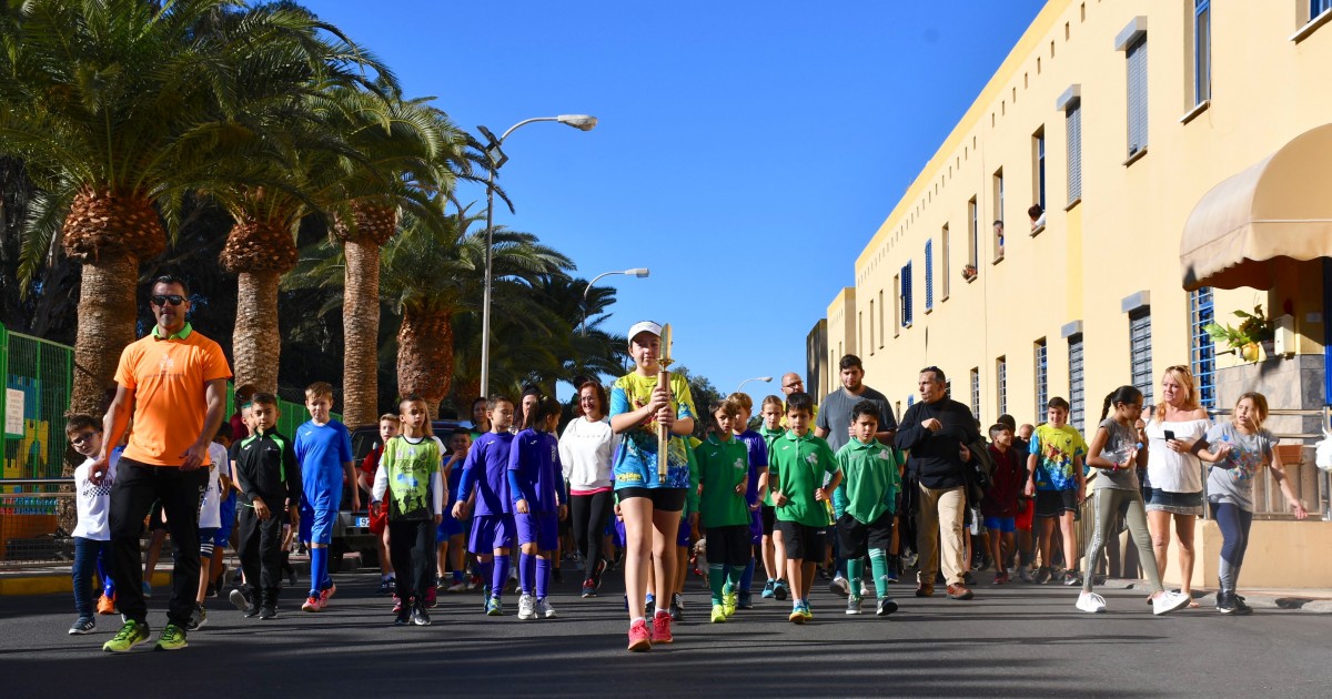 Las Olimpiadas por la Paz congregan a medio millar de niños y niñas en Arguineguín