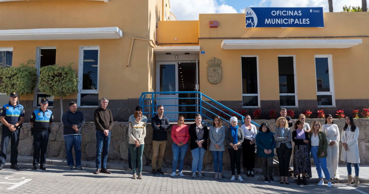 Mogán guarda cinco minutos de silencio  en solidaridad con Ucrania