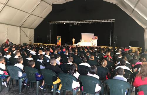 1.500 menores del municipio disfrutan del teatro pedagógico