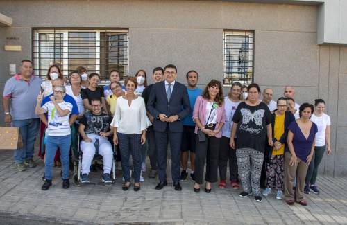 Mogán estrena piso tutelado para trabajar la autonomía de los usuarios  del Centro Ocupacional