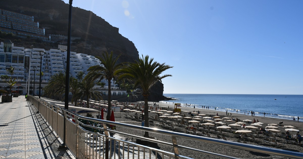 Mogán invertirá en la playa de Taurito para dotarla de aseos, mejorar su paseo y  accesibilidad