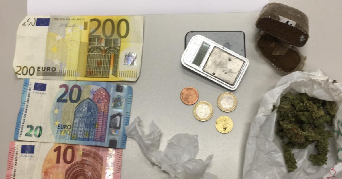 La Policía Local de Mogán detiene a un presunto vendedor de droga en Puerto Rico