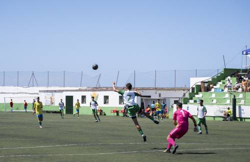 La UD Villa de Santa Brígida gana  la I TLM Mogán Summer Cup