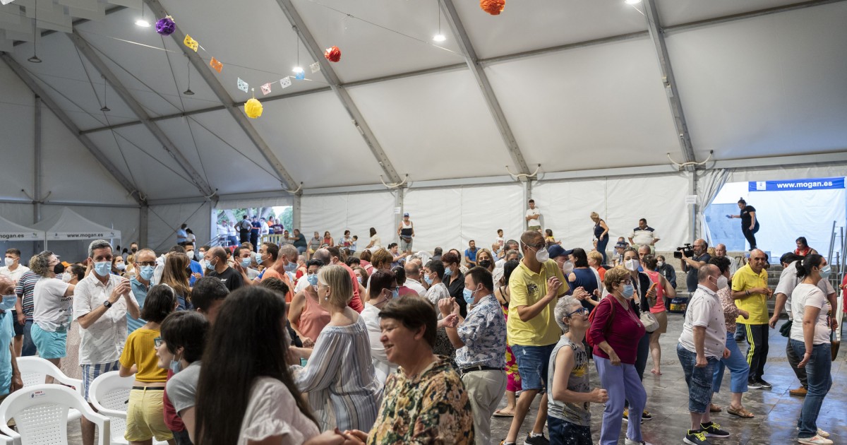 Centros ocupacionales de la isla se dan cita en Arguineguín en una tarde de ocio