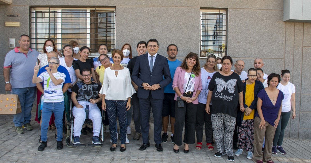 Mogán estrena piso tutelado para trabajar la autonomía de los usuarios  del Centro Ocupacional