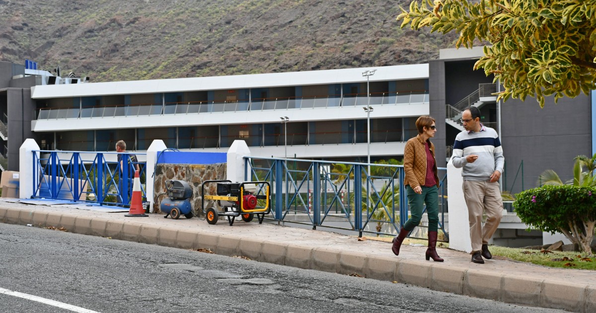 El Ayuntamiento invierte 108.000 euros en renovar y dotar con baños públicos a las plazas de Playa de Mogán y Arguineguín