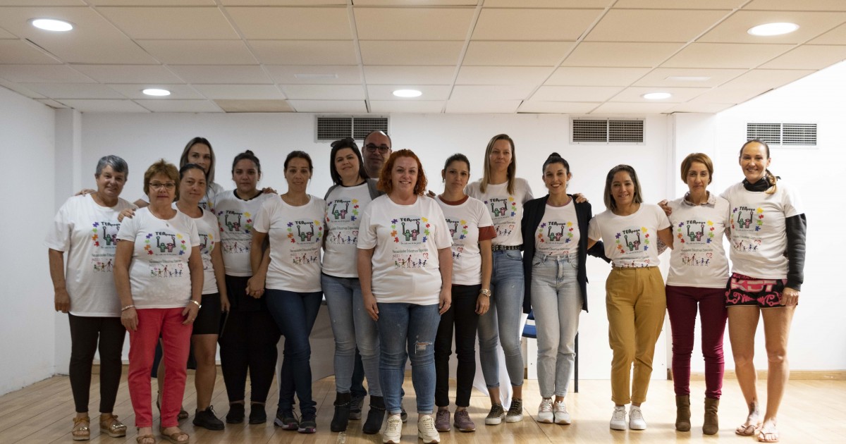 Familias y Ayuntamiento de Mogán  reclaman un Aula Enclave en el municipio