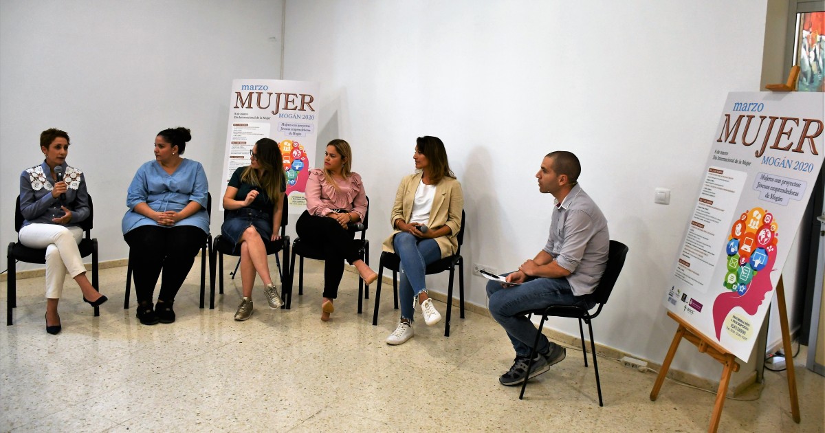 Mogán celebra un coloquio con jóvenes emprendedoras del municipio