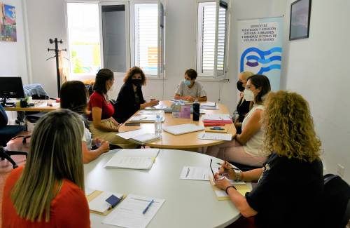 Igualdad del Cabildo escucha y tiende la mano a cumplir las reivindicaciones de Mogán